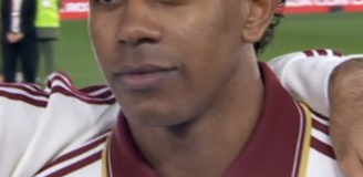 RETRO STYLÓWKA Lamine'a Yamala na meczu z Serbią :D